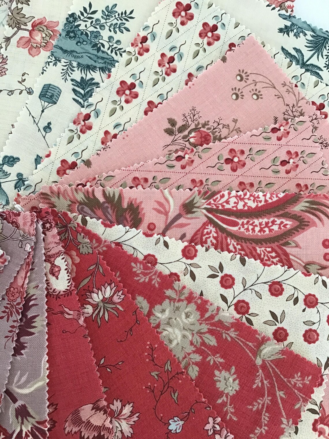 Fleur De Paris Jelly Roll by French General for Moda Fabrics, (40) 2 1/ ...