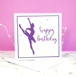 Handgemachte Ballerina Haltung Silhouette große quadratische Geburtstagskarte | Die Bright Edition | Original Illustrationen von Caity-Lou Studios