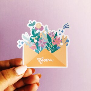 Vinylsticker | Waterbestendige sticker | Vinylsticker envelop bloemen | Laptopsticker | Telefoonsticker | Notitieboekjesticker