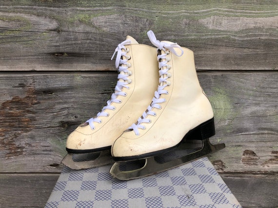 Vintage Ice Skates, Yellow Leather Ice Skates, Womens Ladies Figure Ice  Skates, Children Ice Skates, Made in Poland, Gift. 