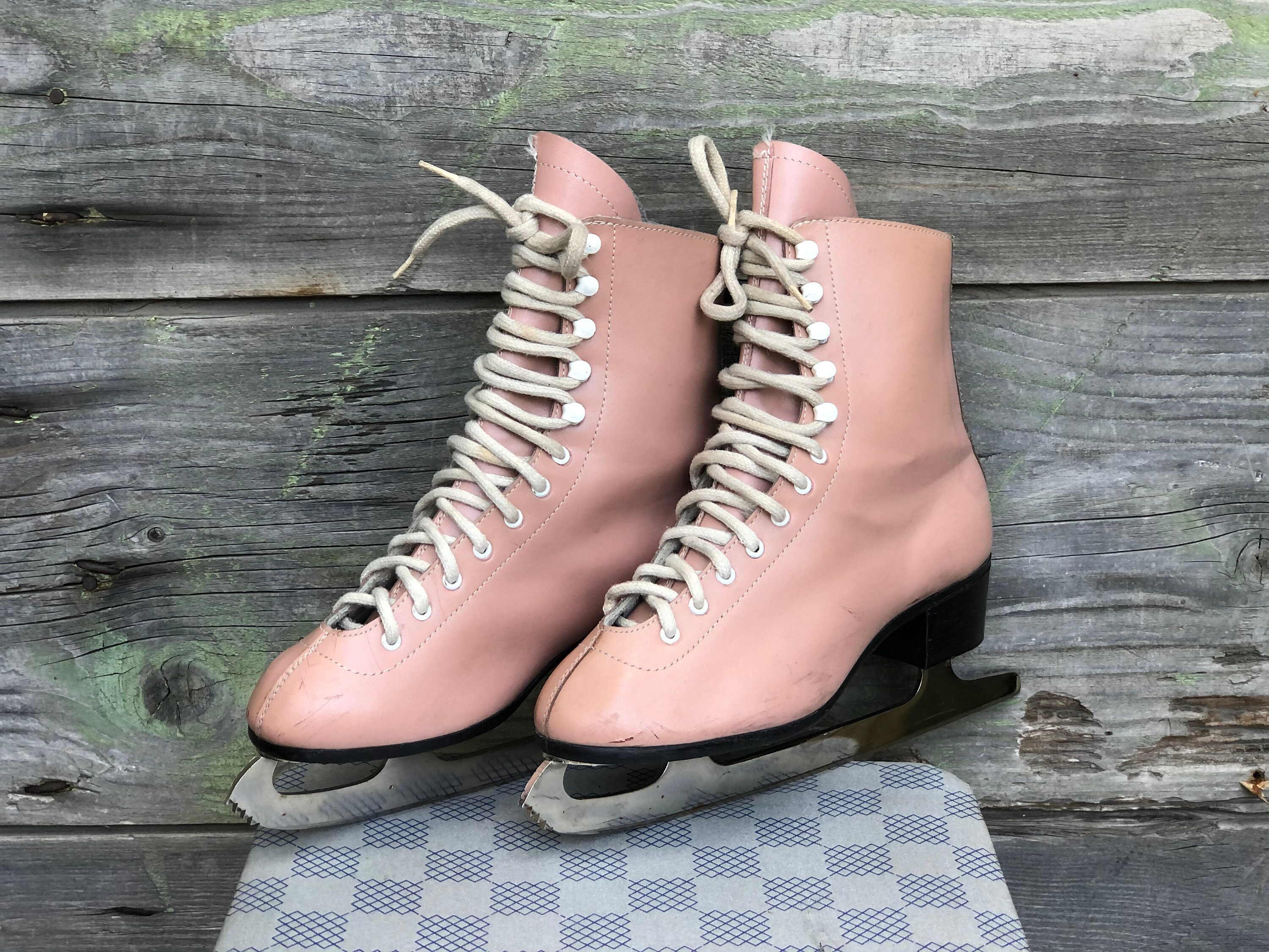 Pink ice skating boots deals