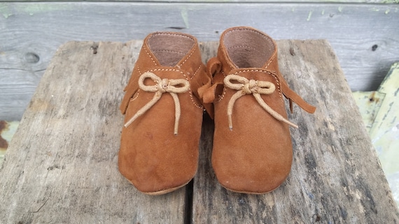 Vintage leather baby shoes, Baby leather moccasin… - image 3