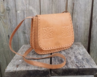 Vintage leather tote bag, Vintage small leather handbag, Brown crossbody bag, Vintage tooled handbag, Women shoulder bag, Leather satchel.