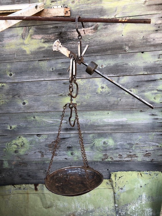 Vintage Scale, Weighing Scales, Three Hooks, Balance Scale, Hanging Scale, Hand  Scale, Primitive Tool, Farmhouse Decor, Palanza. 