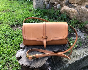 Vintage Leather Bag, Brown Crossbody Bag, Shoulder Bag, Old Leather Tote, Leather Purse, Vintage Women Bag, Leather Satchel, Gift.