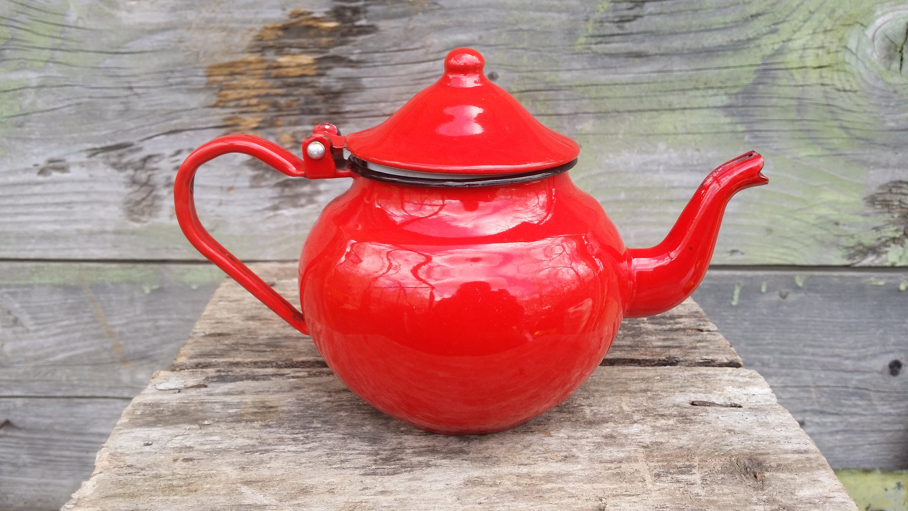Vintage Enamel Red Teapot Enamelware Teapot Decorative Etsy