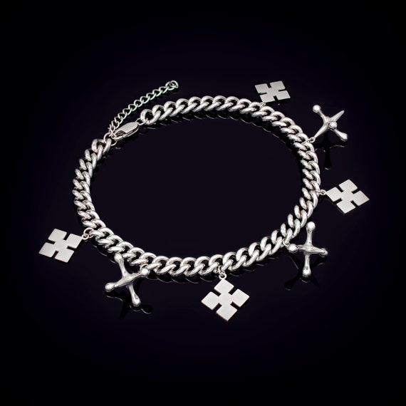 Harley Jacks and Diamonds Choker Necklace. Stainless Steel. Silver