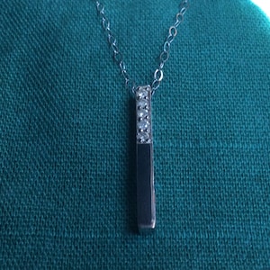Vintage 9ct white gold and diamond small vertical bar pendant and chain