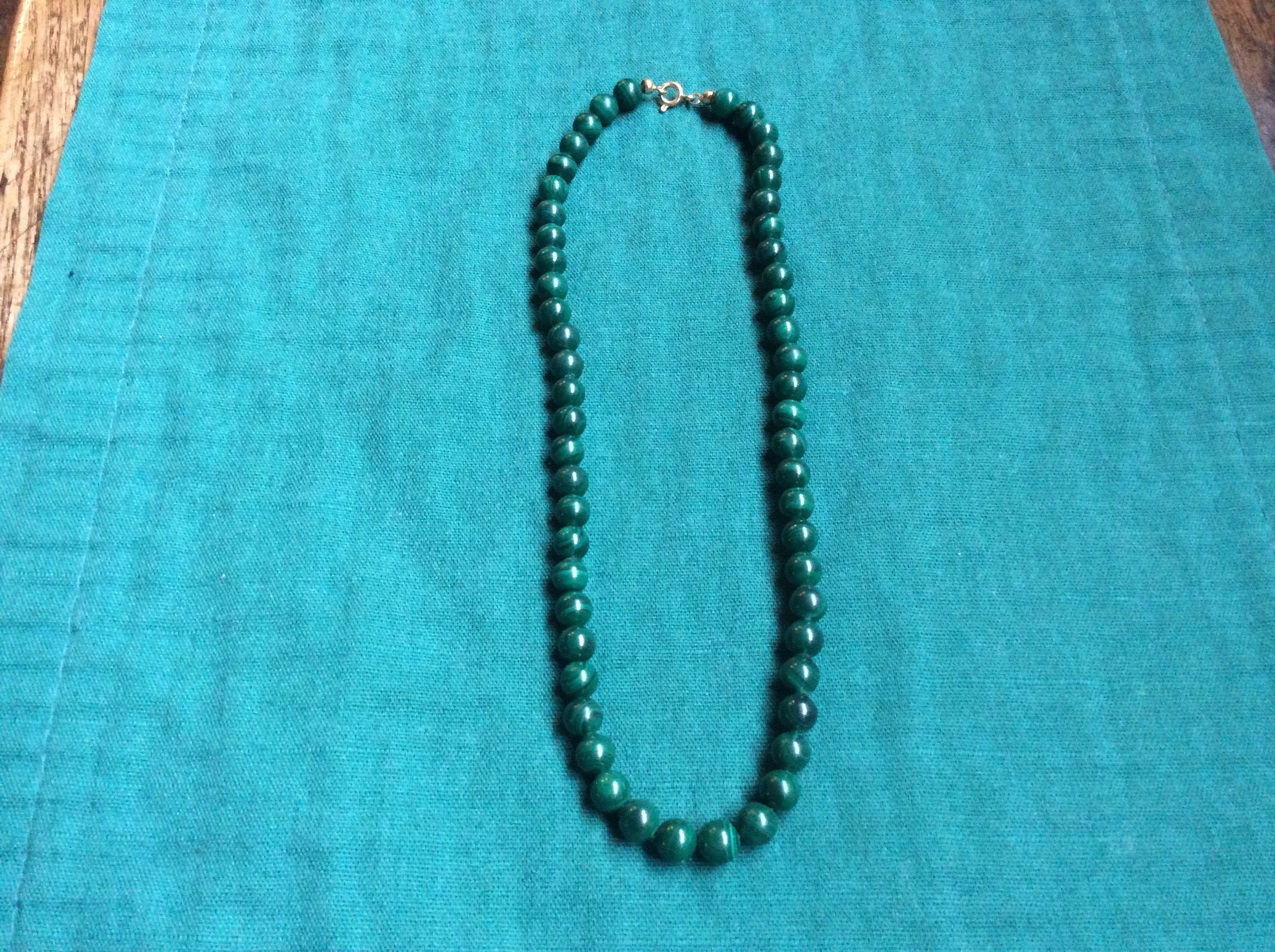 Vintage Malachite Bead Necklace With 18 Carat Gold Clasp Etsy UK