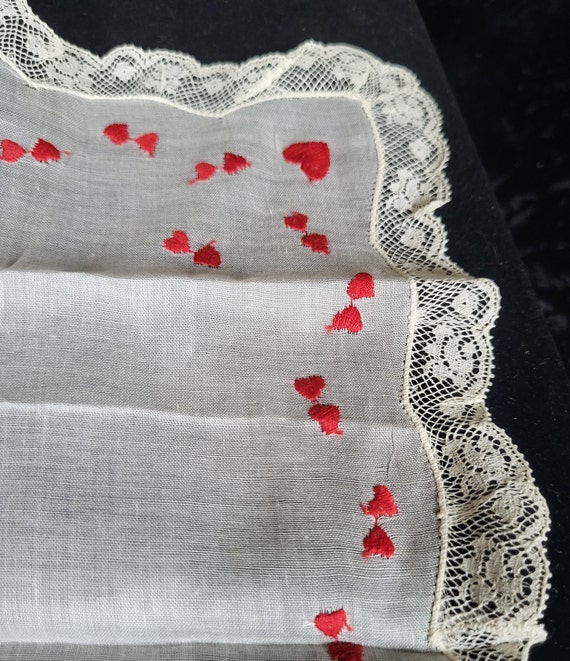 Vintage  Linen and Lace Handkerchief - Embroidere… - image 4