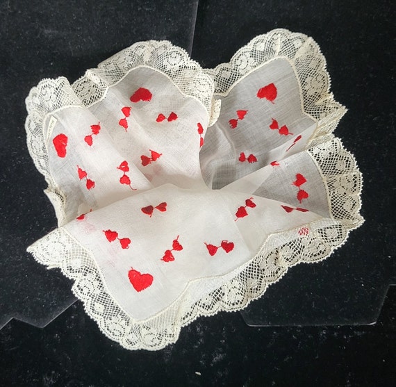 Vintage  Linen and Lace Handkerchief - Embroidere… - image 2