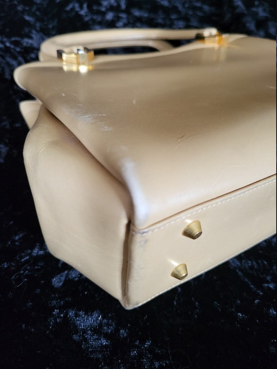Vintage Koret Beige Calfskin Leather Handbag - image 9