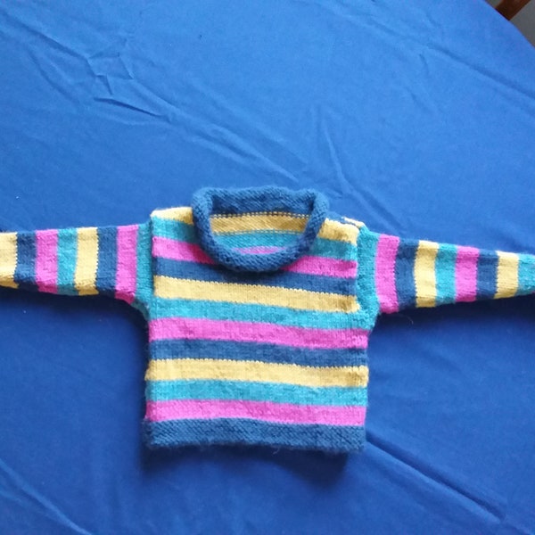 Baby's striped jumper in wool/alpaca. Approx. 6-9 months.