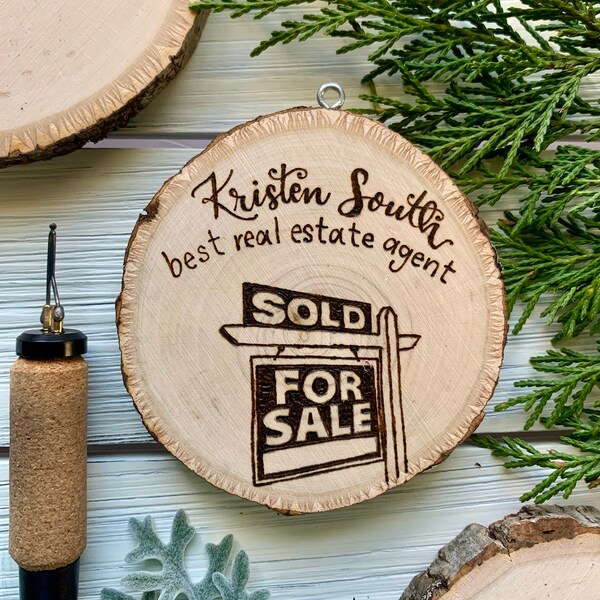 Personalized, Wood Burned, Best Realtor Ornament, Hand Lettered, Realtor Gifts, Gift for Realtor, Realtor Appreciation, Real Estate Agent