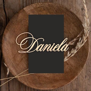 Noms de lieux en bois - Cadres - Cartes de lieu pour mariage - Prénoms de mariage - Sièges pour mariage - Réception de mariage - Places assises pour invités - Mariage