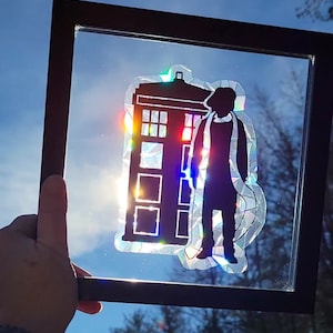 Doctor Who 4th Doctor Tom Baker Movable/Reusable Suncatcher Window Cling - Would you like a Jelly Baby