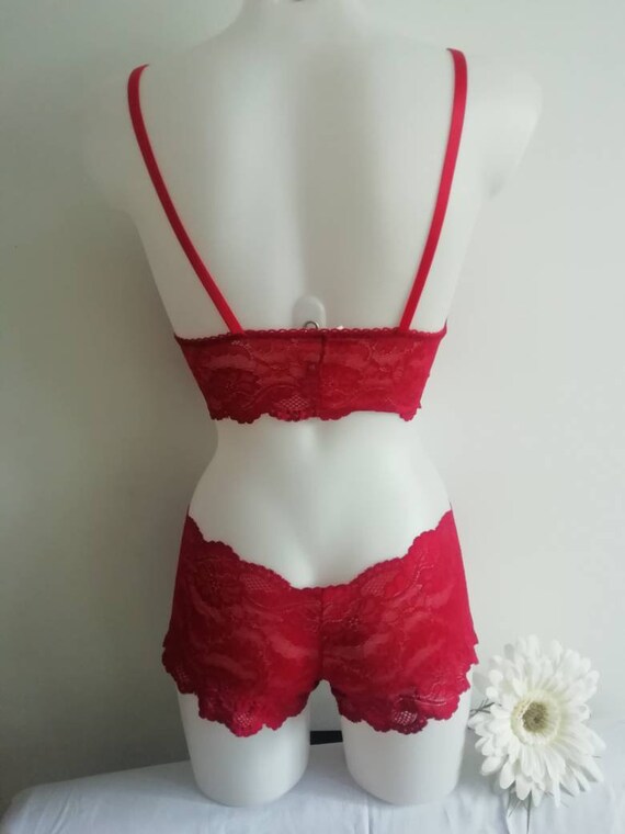 Red Lace Bralette Set Gift for Her Lace Lingerie Lace Bralette Set French  Knicker Lace Panty Lace Knickers Womens Gift Bra Set Girls Gift -   Canada