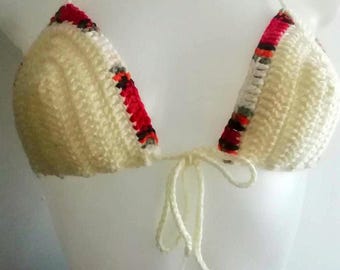 Haut brassière au crochet : haut court crème couleur festival bohème