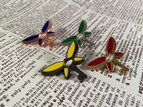 House Magical Flying Key pin, enamel pin, potterhead pin, wizard pin, Potter pin,