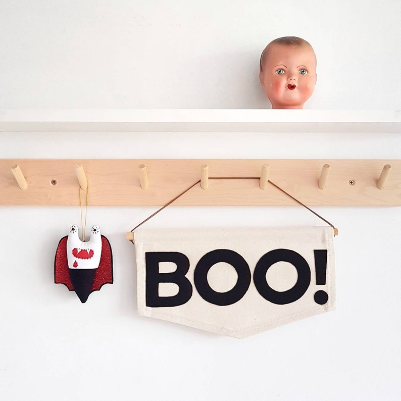 Mini BOO banner in black felt image 1