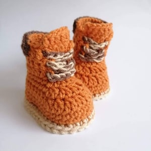 Crochet baby booties with laces, Gender Neutral booties, gift for newborn babyshower