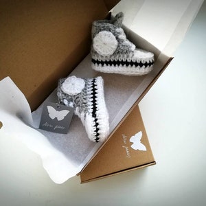 Zapatillas de bebé de crochet, patuquitos para recién nacidos, regalo de baby shower niño niña