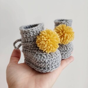 Crochet Gray Baby Pom Pom Booties, Unisex Baby Boots, Baby Shower Gift