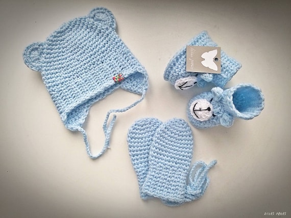 baby boy mittens and booties