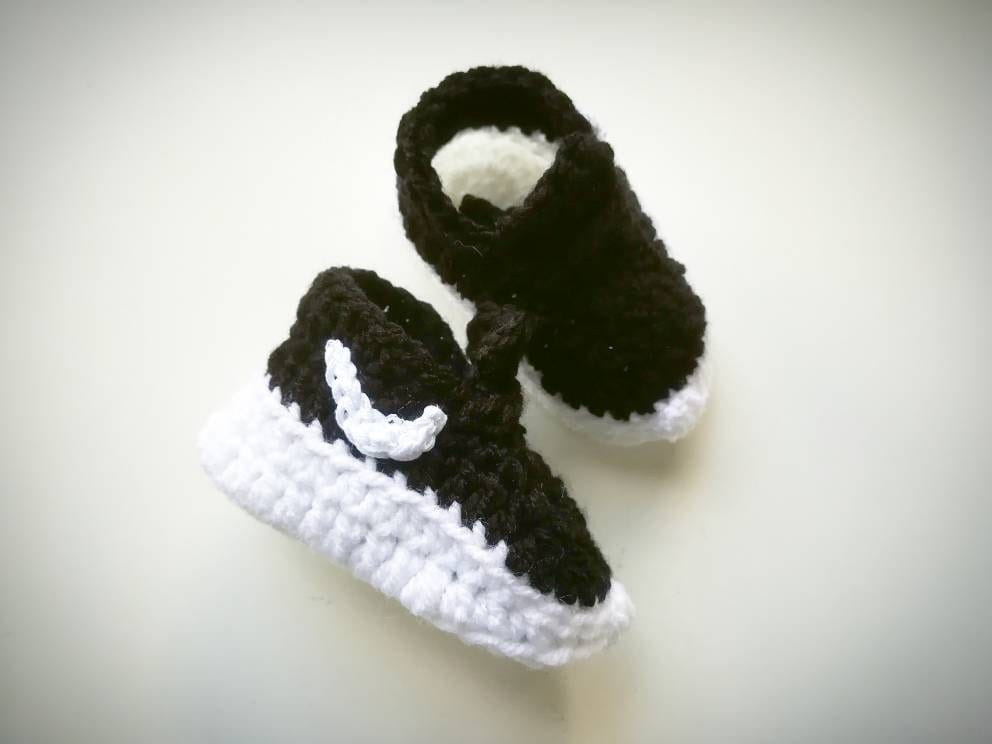 knitted nike baby shoes