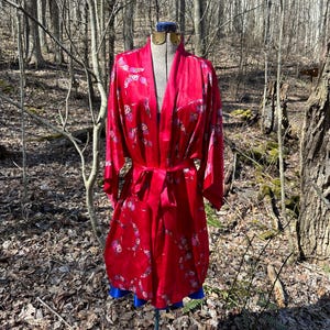 1990s Vintage Victorias Secret Silk Robe