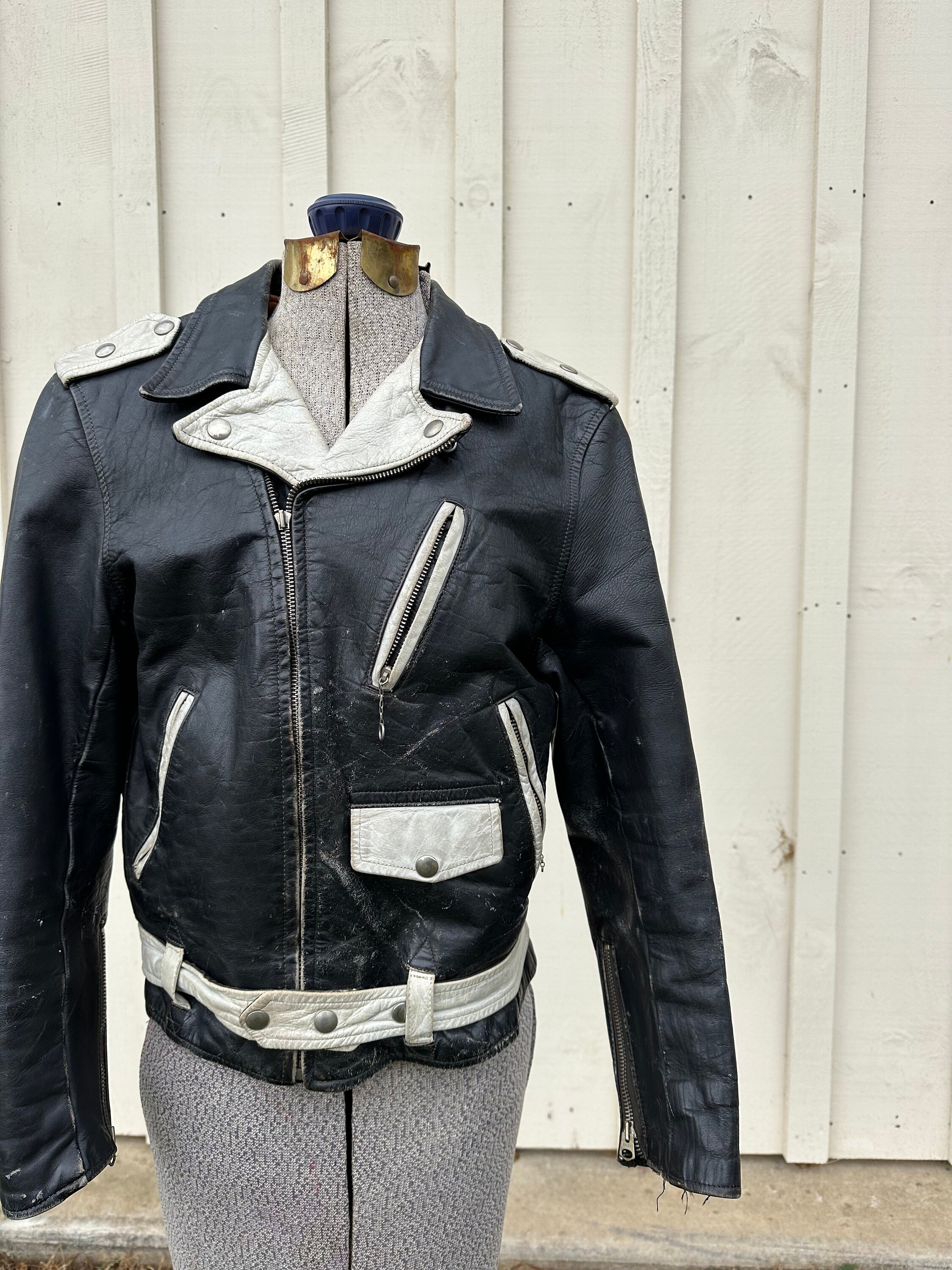 Vintage 1950s the Guidemaster by Wolf Leather Jacket Vintage 1950s the Guidemaster by Wolf Leather Jacket