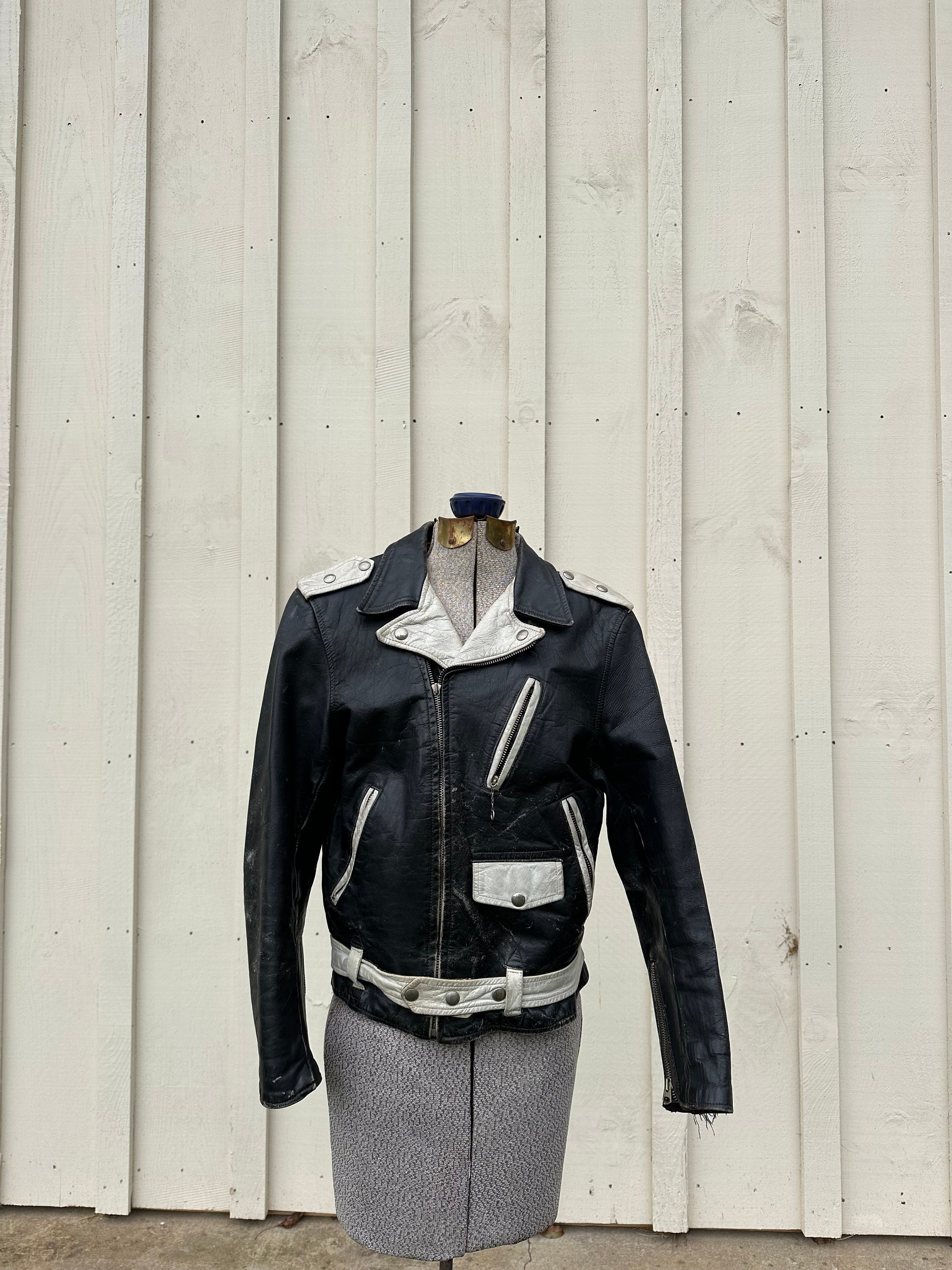 Vintage 1950s the Guidemaster by Wolf Leather Jacket / Steerhide