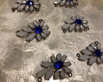 6 個のラインストーン フラワー ペンダント、コネクタ ラインストーン フラワー、DIY ジュエリー ファインディング、ラインストーン ペンダント ロット、ジュエリー作りのためのユニークなペンダント