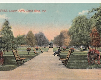 INDIANA lot of 5 Vintage postcards, SOUTH BEND Unused...(lot100)