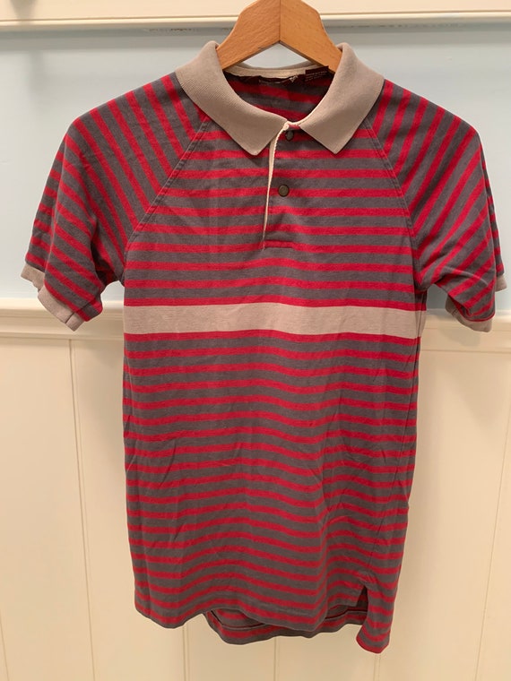 Collared striped t-shirt