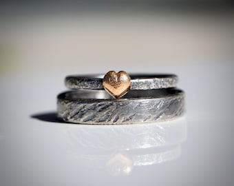 Alternative Wedding Rings Set in Oxidized 935 Silver with 900 Rose Gold Heart – Rustic Handmade Bridal Rings