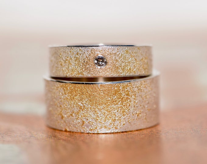 Wedding rings handmade with rose gold and diamond