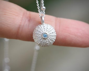 Silberkette mit Diamantanhänger, Seeigel, als Geschenk für Frauen zum Geburtstag