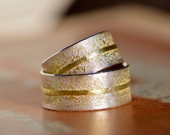 Handmade wedding rings made of silver with gold and gold dust GALAXIS