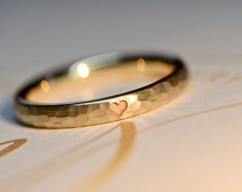 Bague de fiançailles en or rose martelée avec cœur I cadeau pour la Saint-Valentin