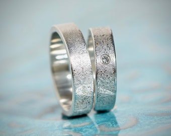 Trauringe ausgefallen aus Silber mit Platin und Diamant I Partnerringe