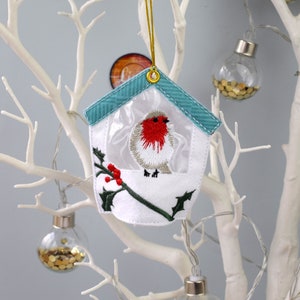 DIGITAL PATTERN, Robin, Chrismas Birdhouse Tlight,  Freestanding, Decoration, 4x4 Hoop, Bird Watching, LED Night Light