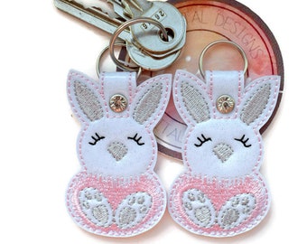 DIGITALE Muster, Schlüsselanhänger Hase, Kaninchen Pom Fob, ITH, 4 x 4 & 5 x 7 Ostern Stickmuster, Lisey Designs