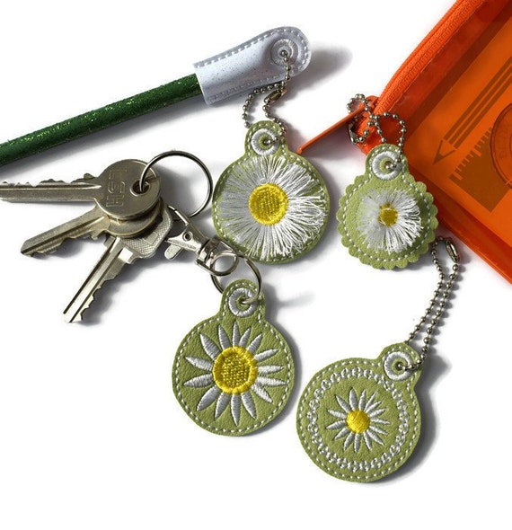 DIGITAL PATTERN, Daisy Charm Set, Fringed 3D Daisy, Embroidered Charms, 4x4 Hoop, Embroidery Design, Lisey Designs