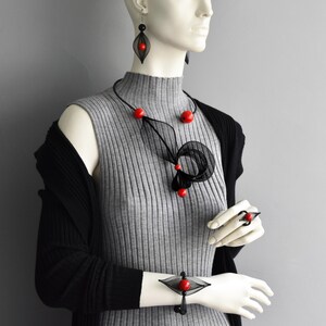 Bohemian open collar, Unusual contemporary necklace, Black mesh necklace, Bib necklace, Art necklace, Statement necklace, Handmade