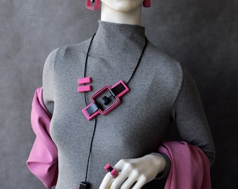 Qubo geometric slider necklace, Contemporary necklace, Artistic adjustable necklace, Black and pink necklace, Mix media necklace, Handmade