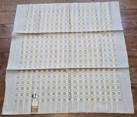 From Sweden＊Vintage 100% linen Cloth・* Vintage Torsakers Swedish Linen Cloth Fabric 36