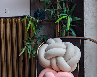 Knot Cushion – Decorative Throw Pillow for Sofa