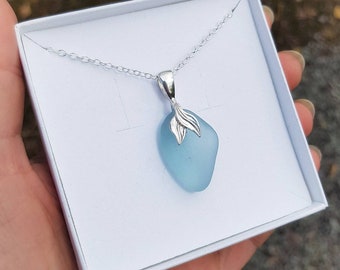 Halsband i sterlingsilver med havsglas: Sjöjungfrusvanshänge