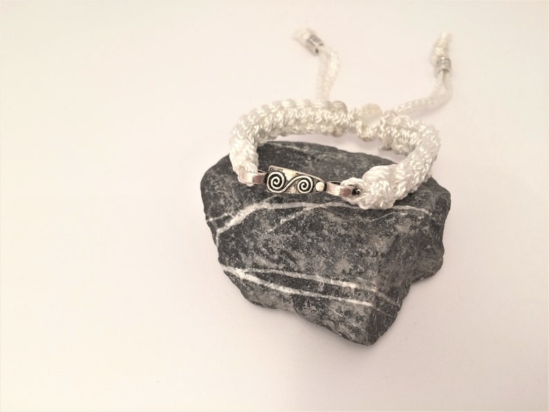 Macrame bracelet white silver Celtic women men jewelry friendship bracelet bracelet white silver celtic women men jewelr